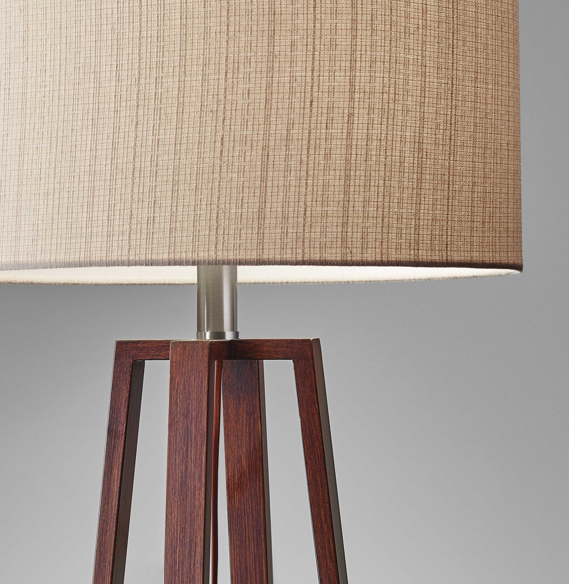 Walnut Wood Finish Linen Fabric Shade Table Lamp - l'Ame du temps