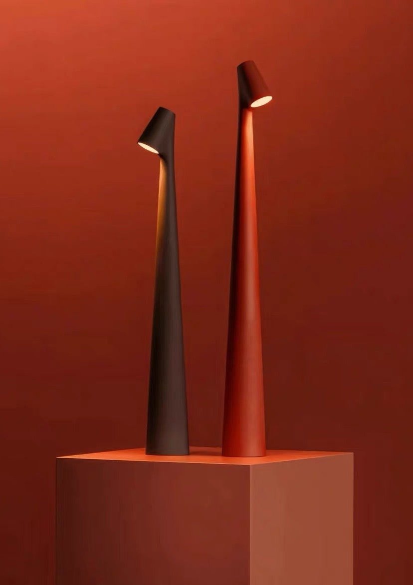 Nordic Portable Table Beside Lamp, Modern Dimmable LED Nursery Light - l'Ame du temps 